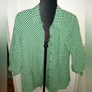 Seersucker button up top green and white checked